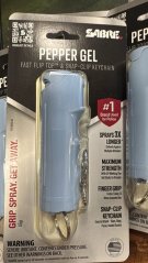 SABRE - Pepřový gel FlipTop F15 modrý s karabinou na klíče