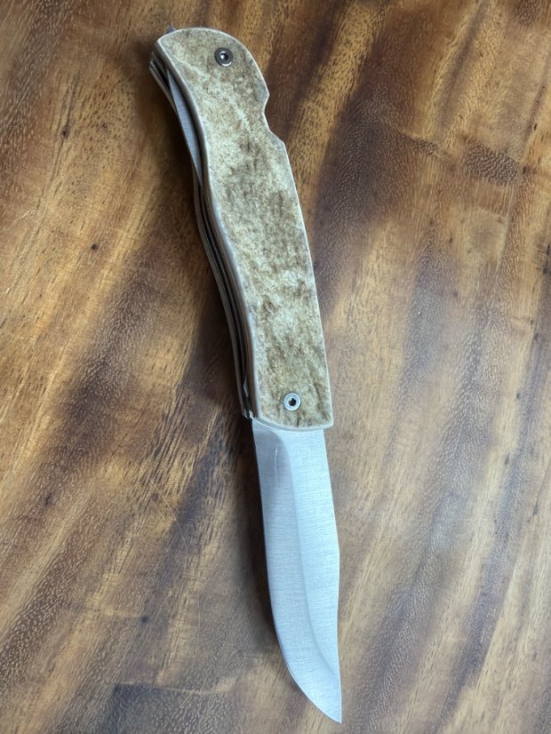 Lovecký nůž zavírací 10 cm paroží s pilkou paroží