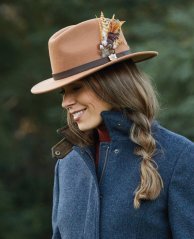 ALAN PAINE - Richmond UNISEX Felt klobouk s peřím Camel