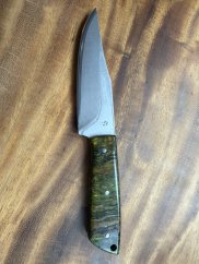 Lovecký nůž VG-10 stabilizovaný kaštan v pryskyřici