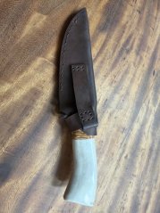 Dýka lovecká s parohem a dřevem