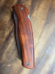 Lovecký nůž zavírací 10 cm  s pilkou