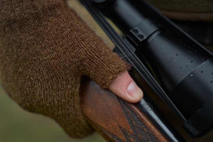 HÄRKILA - Alpacka poloprsté rukavice Pinecone brown