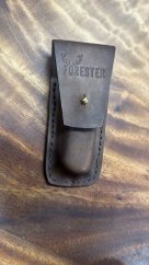FORESTER - kožené pouzdro na nůž hnědé