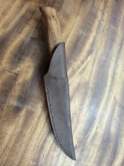 Vykosťovací nůž s olivovým dřevem