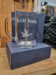 Brusírna Janský - ručně pískovaný pivní půllitr z českého křišťálu Král honu